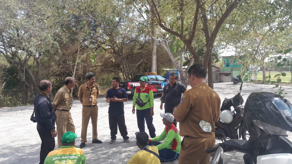 Penanganan Sampah Secara Terpadu Dengan DLHK, Kecamatan, Kelurahan ...